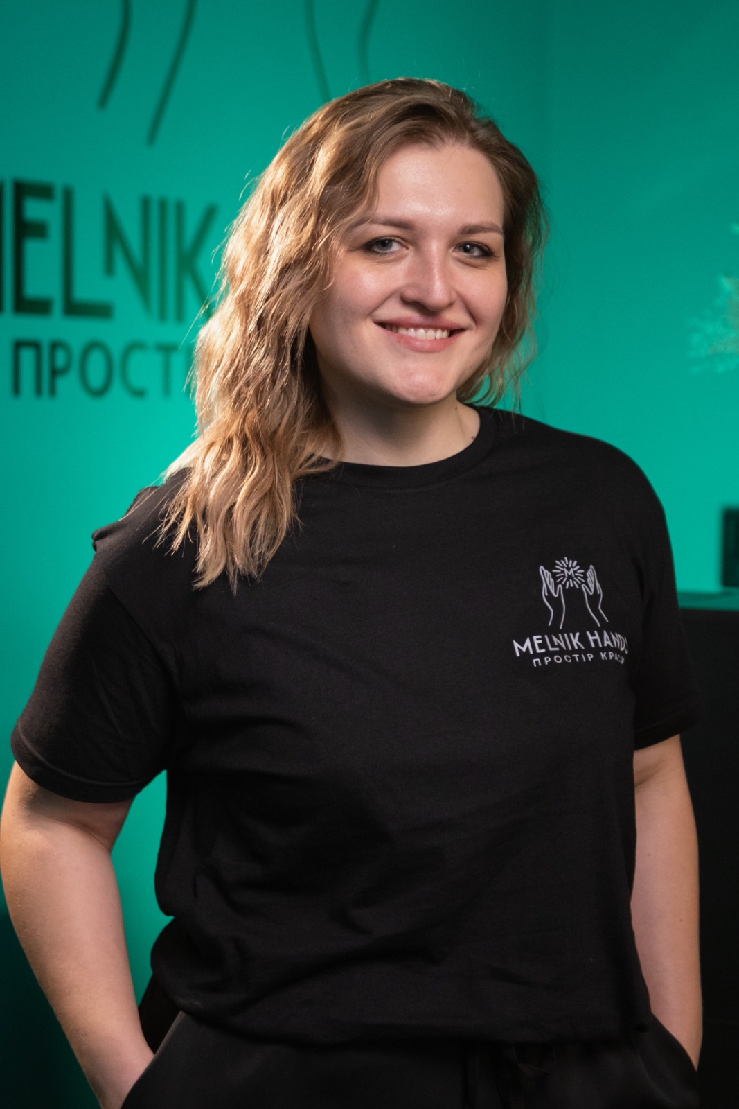 Майстер Вікторія — Melnik Hands